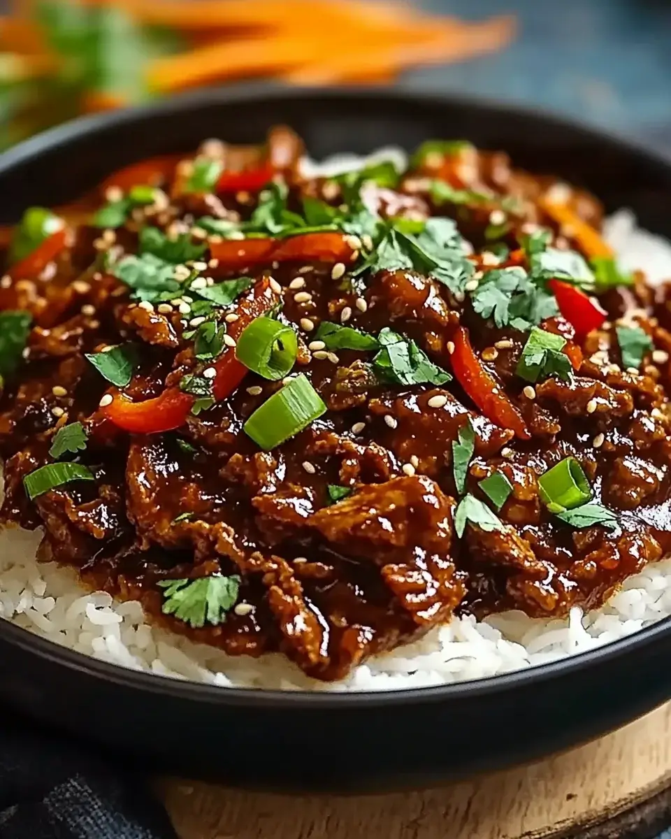 Knuspriges Chili-Rindfleisch mit Reis: Einfach lecker!