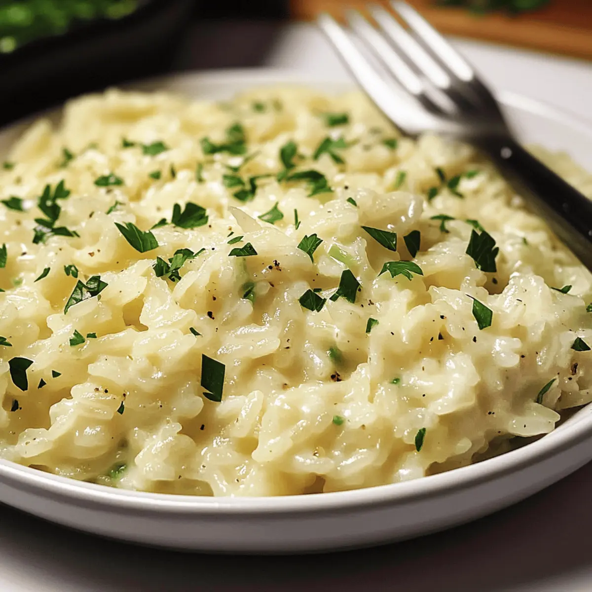 Cremiger Knoblauch-Parmesan-Reis einfach zubereiten