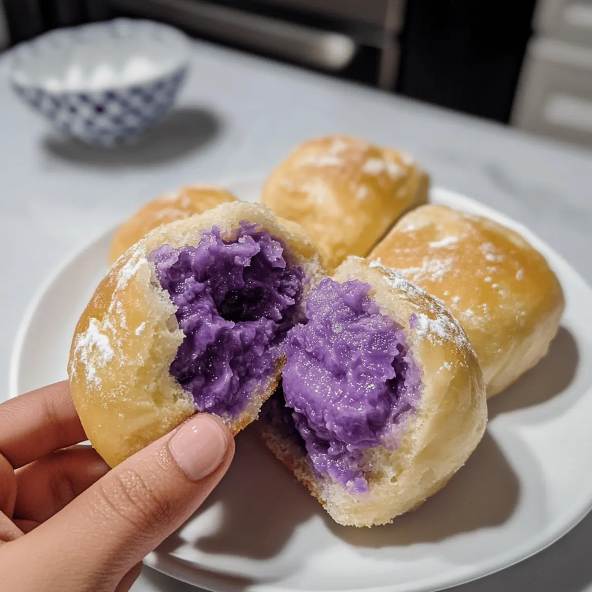 Vegan Ube Pandesal: Süße Filipino Brötchen